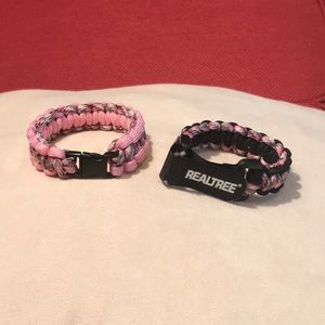 Realtree Pink Camo Paracord Bracelets (2))